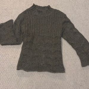 Baggy brown sweater